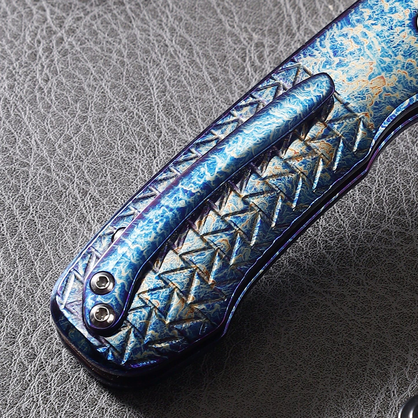Pallas | Top Liner Lock | D2 Blade & Flamed Titanium Handle | PA-01