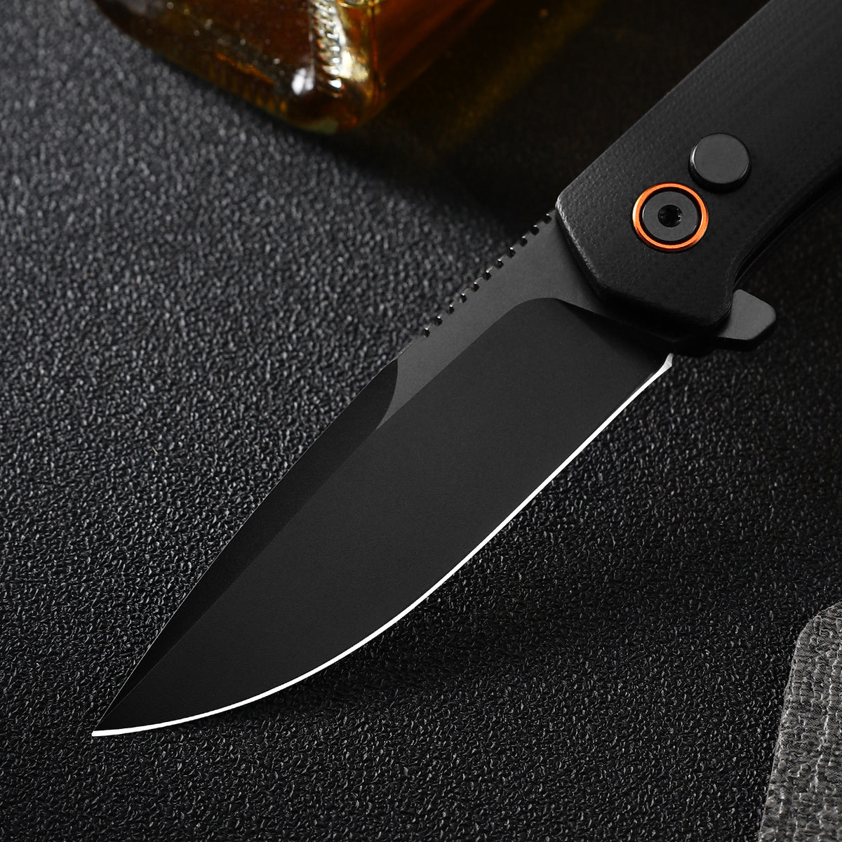 Vesta | Button Lock | D2 Blade & G10 Handle | VE-01