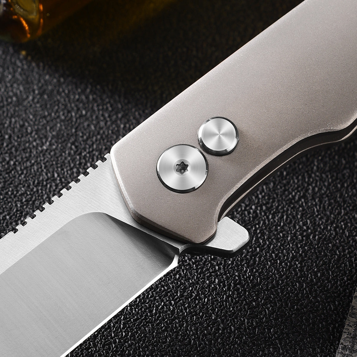 Vesta | Button Lock | D2 Blade & Titanium Handle | VE-03